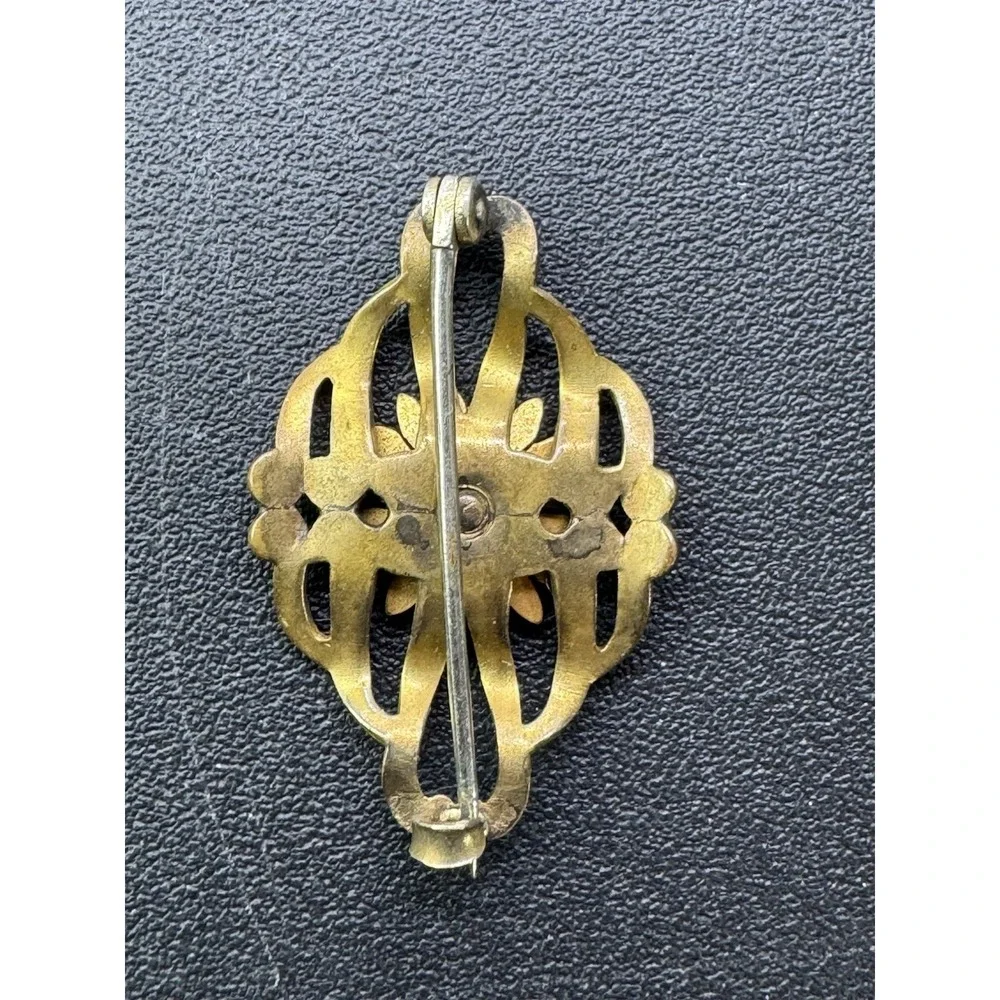 antique Gold Tone‎ Daisy Pin